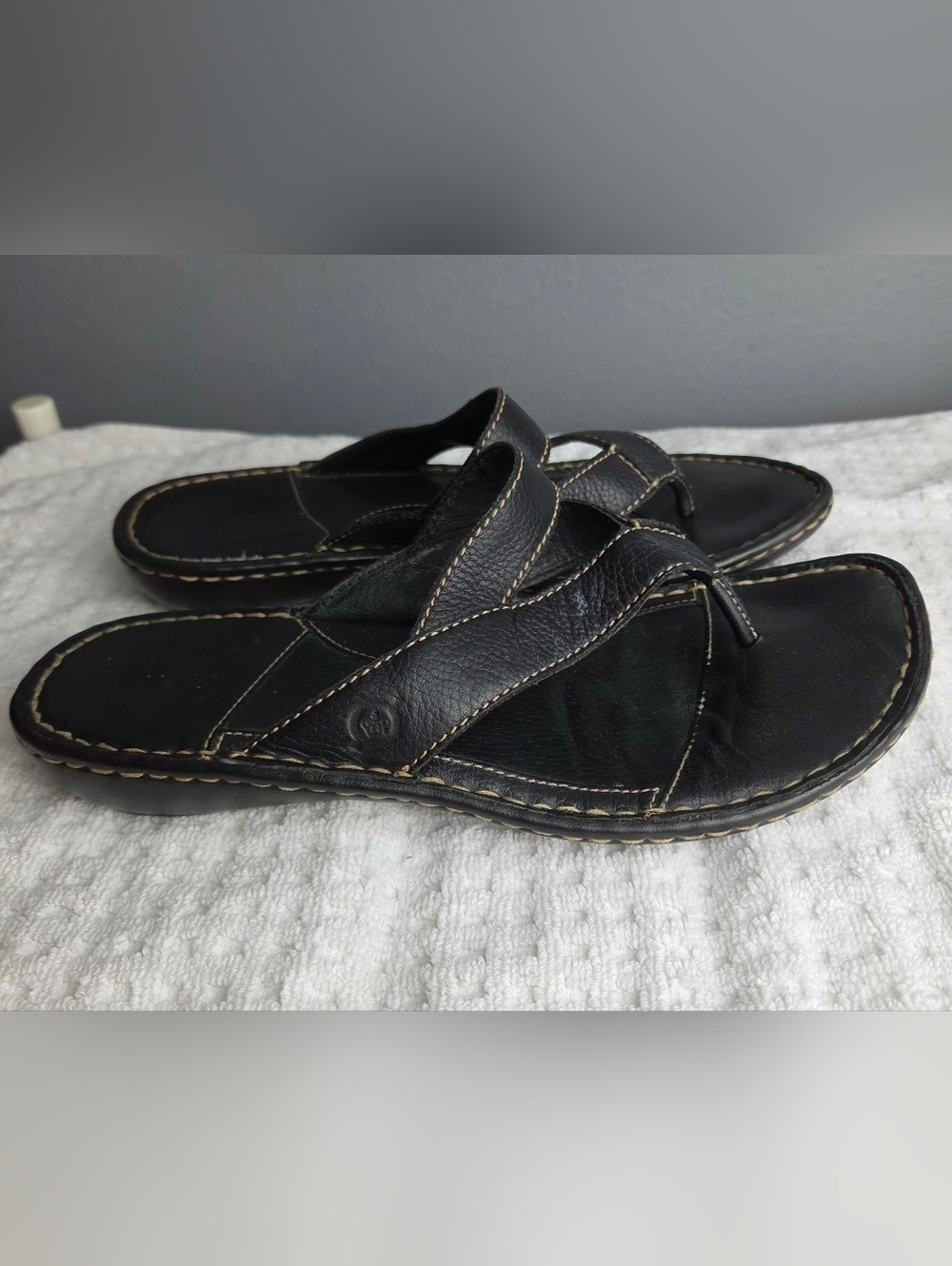 Born Black Leather Toe-Post Slide Sandals